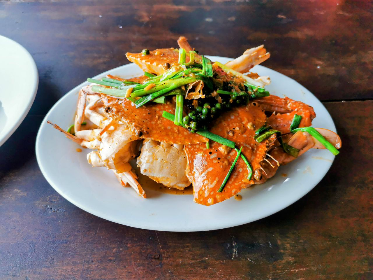Le crabe bleu au poivre de Kampot.