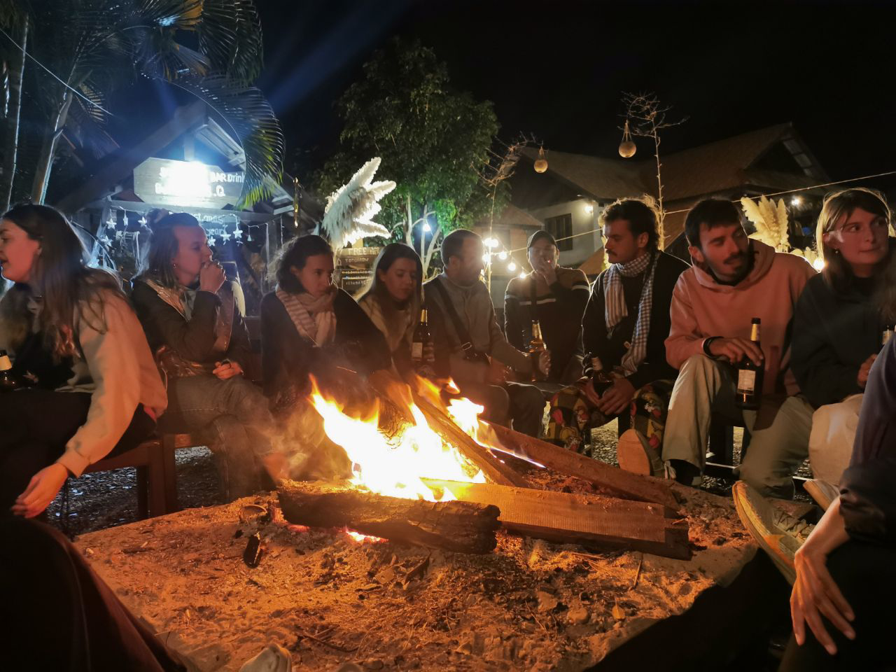 Content d'arriver à Sabadi Guest House pour son fameux barbecue.