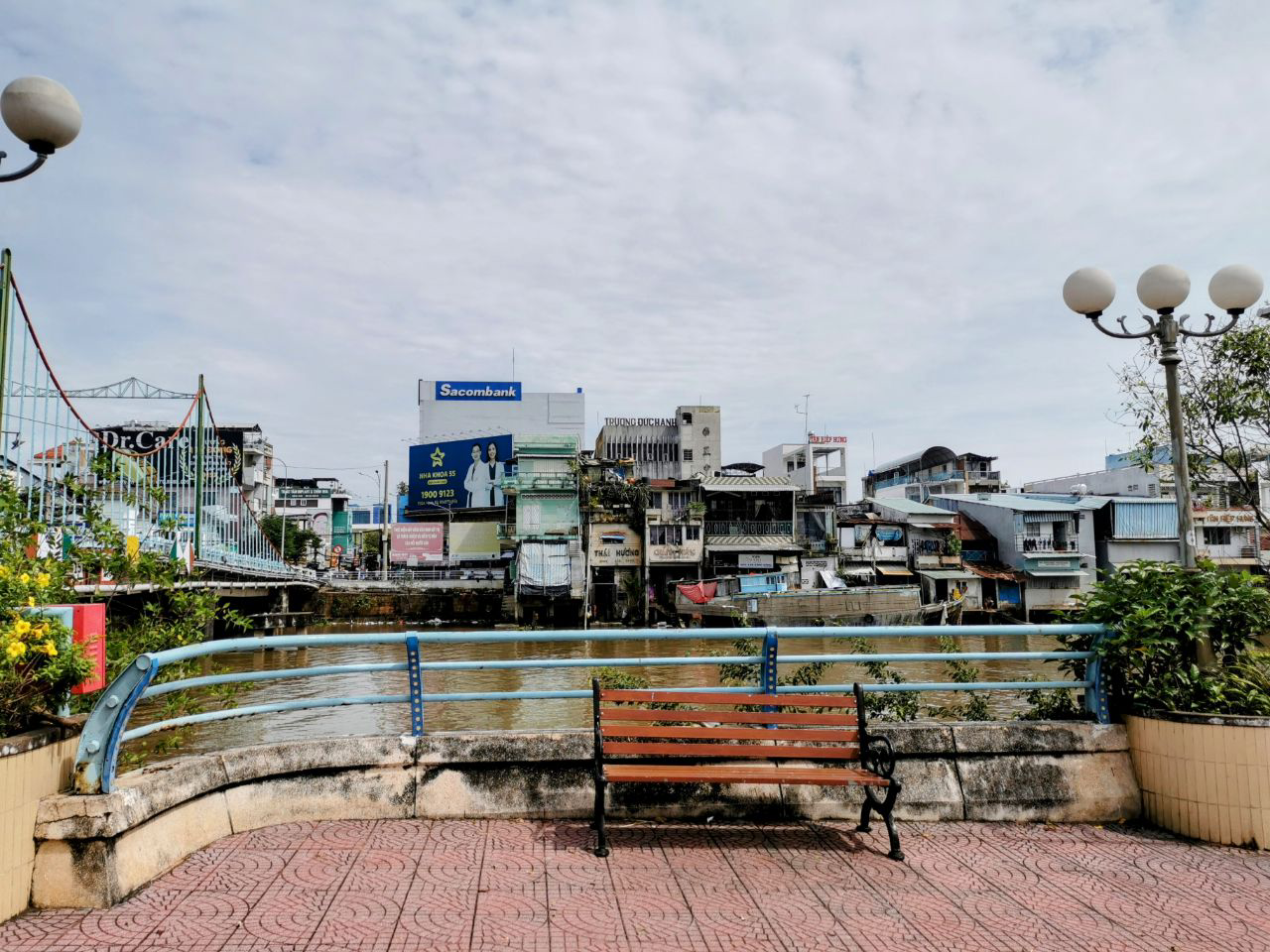 La ville de Mytho dans son jus !