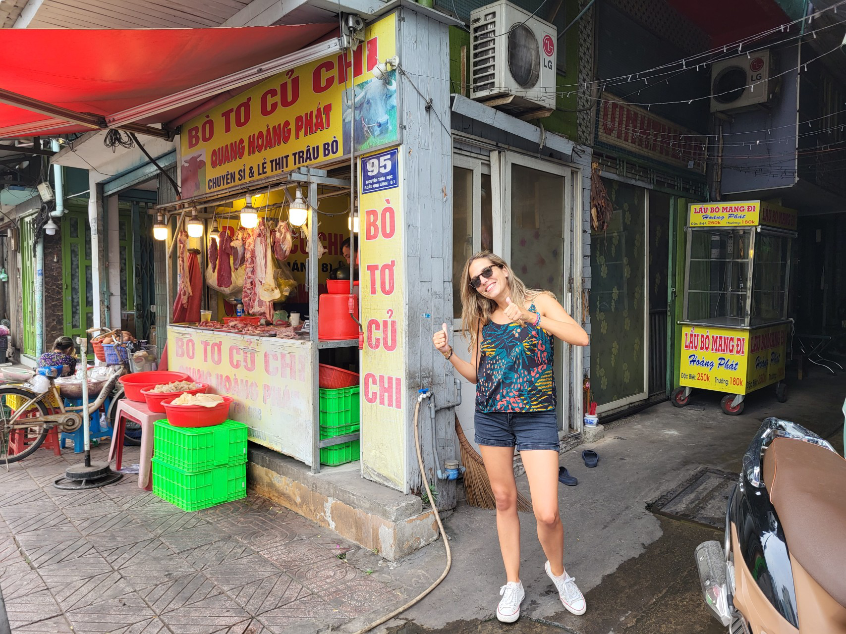 Content d'avoir enfin trouvé la boucherie